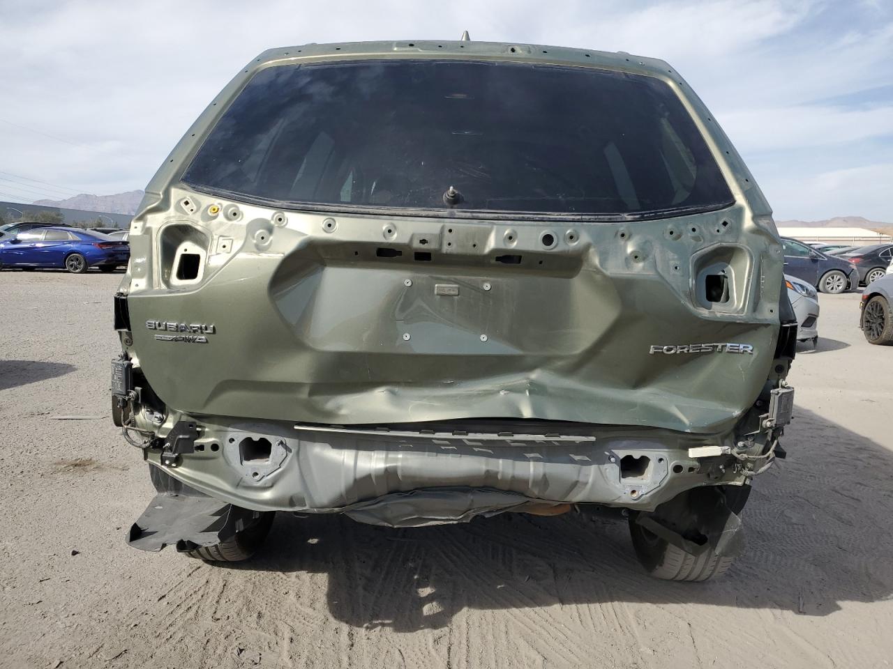2019 Subaru Forester VIN JF2SKASCXKH575860 Copart auction photo, rear end damage thumbnail 6
