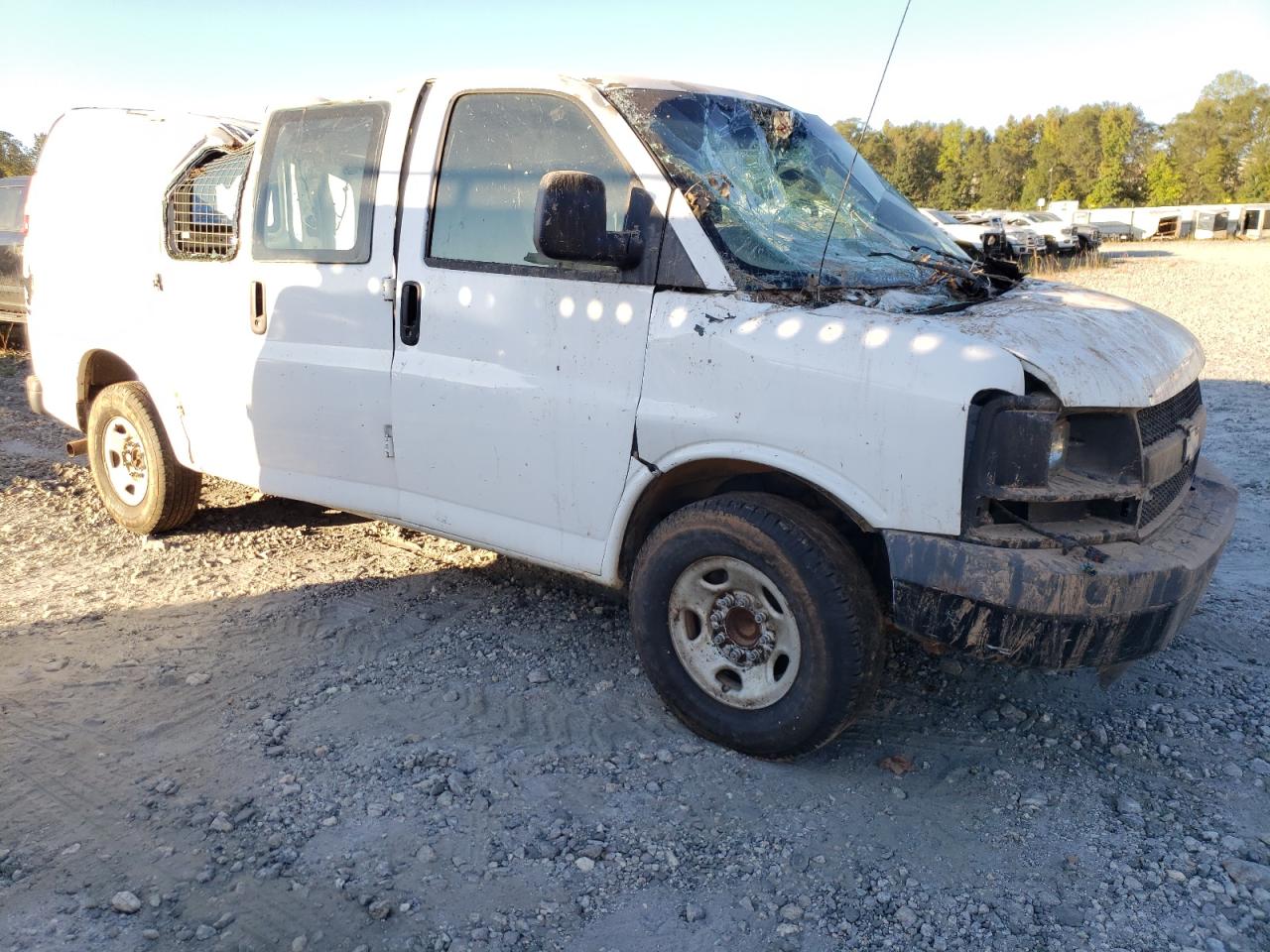 2009 Chevrolet Express VIN 1GCGG25C191148125 Copart auction photo, water/flood / top/roof damage thumbnail 4
