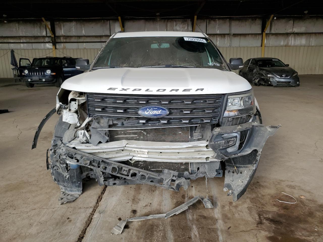 2017 Ford Explorer VIN 1FM5K7D81HGD42600 Copart auction photo, front end damage thumbnail 5