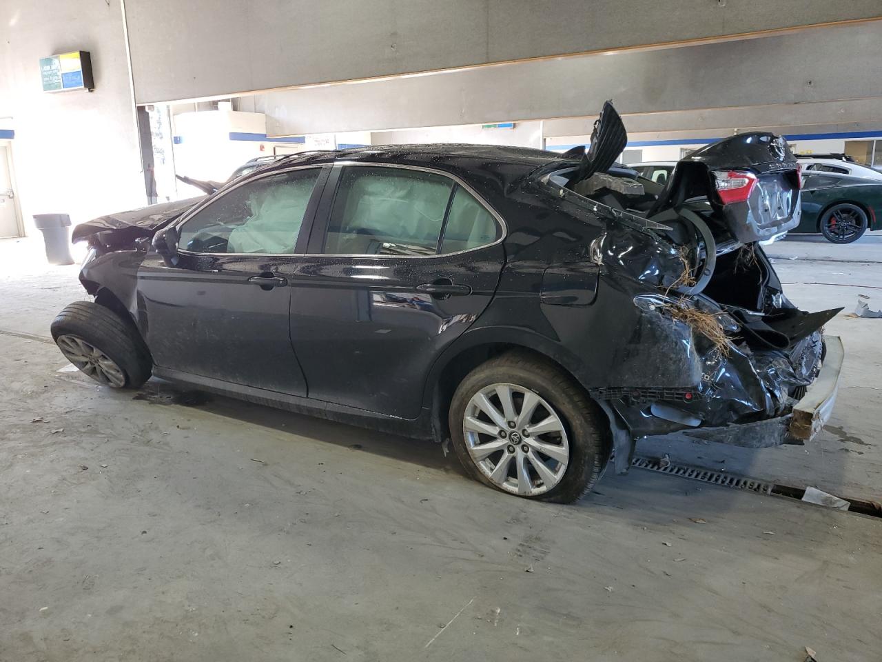 2020 Toyota Camry VIN 4T1C11AK3LU888221 Copart auction photo, rollover / undercarriage damage thumbnail 2
