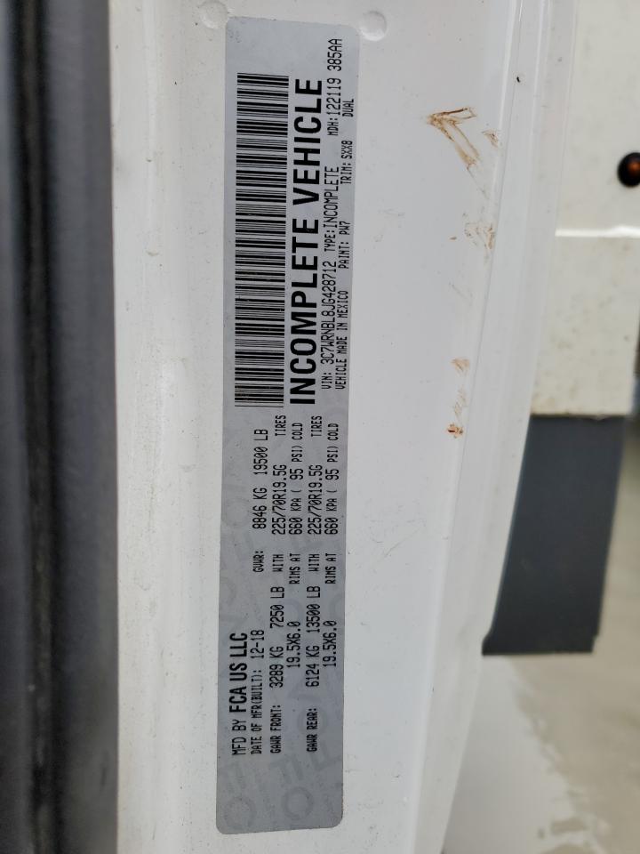 2018 RAM 5500 VIN 3C7WRNBL8JG428712 Copart auction photo, front end damage thumbnail 12