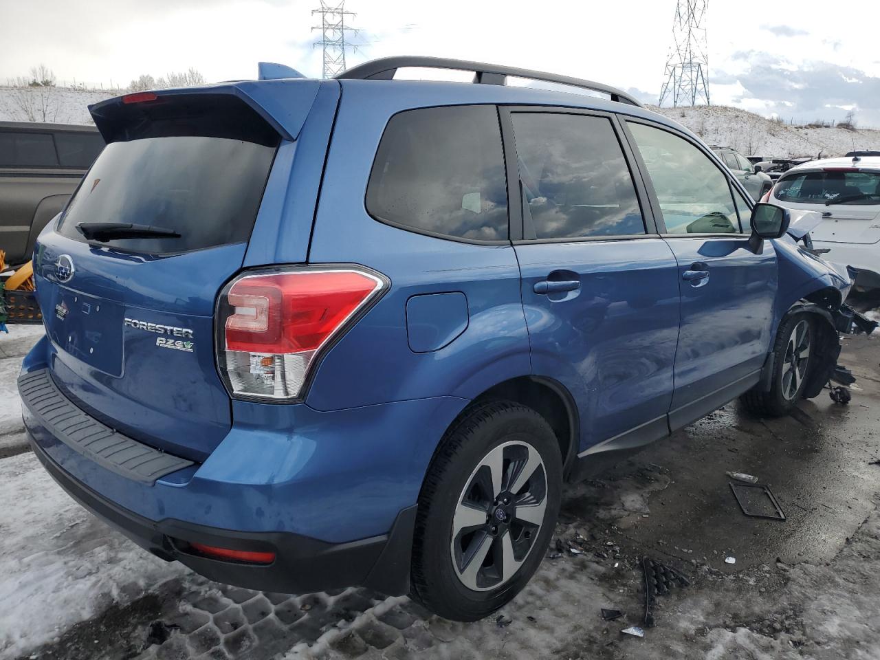 2017 Subaru Forester VIN JF2SJAGC5HH586303 Copart auction photo, front end damage thumbnail 3