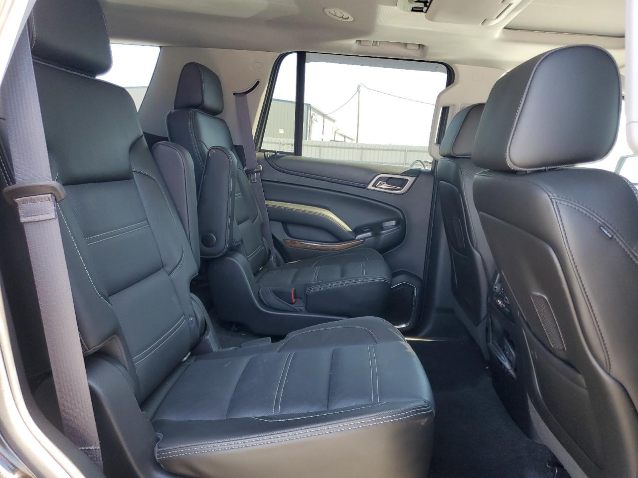 2015 GMC Yukon VIN 1GKS2CKJ5FR612147 Copart auction photo, front end / side damage thumbnail 12