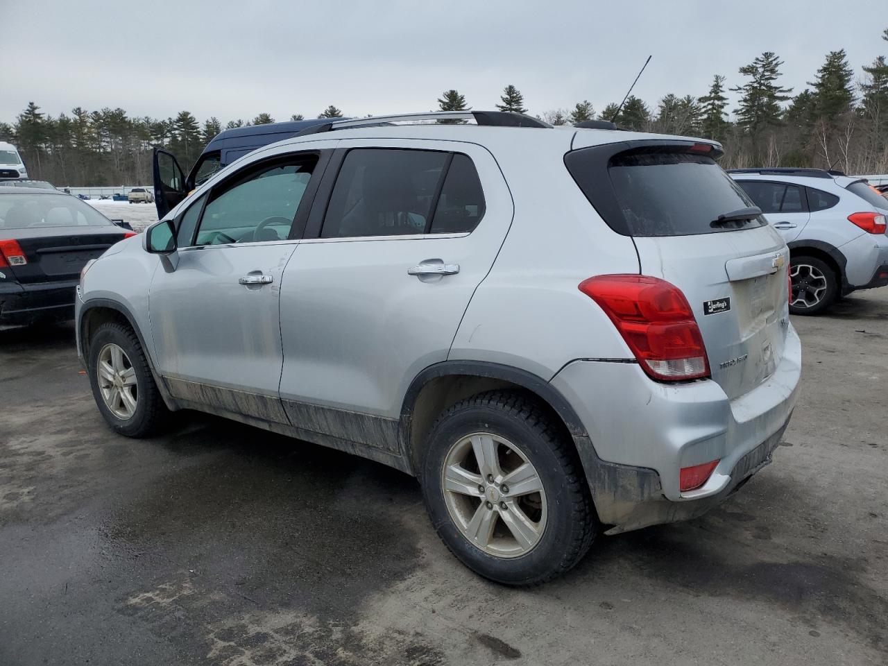 2018 Chevrolet Trax VIN KL7CJPSB2JB728651 Copart auction photo, front end / rear end damage thumbnail 2