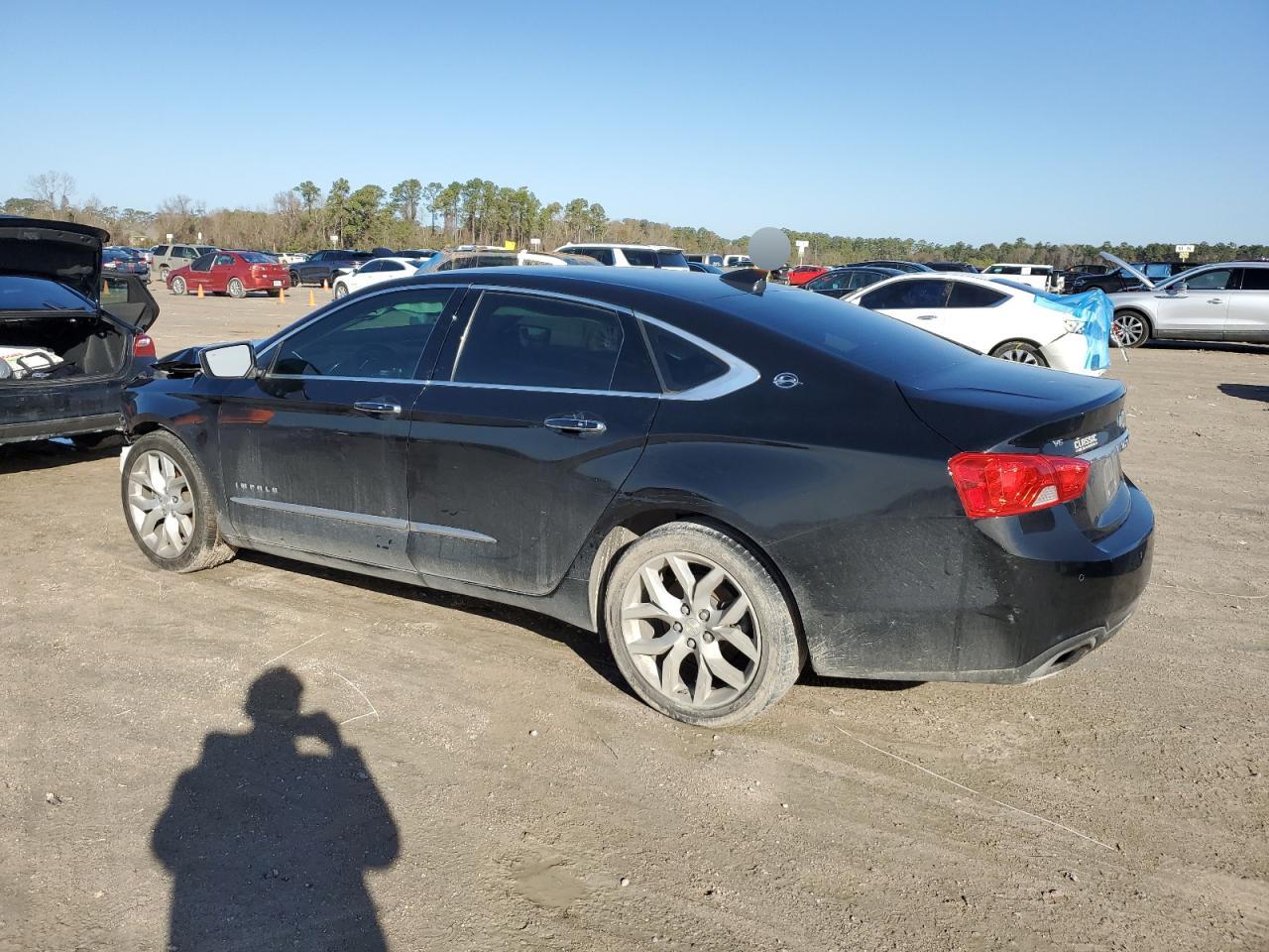 2019 Chevrolet Impala VIN 1G1105S31KU138319 Copart auction photo, front end / side damage thumbnail 2