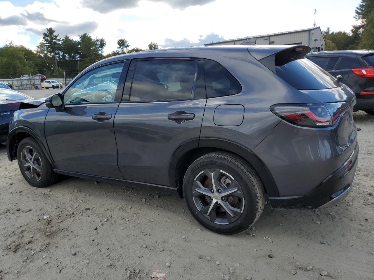 2024 Honda HR-V VIN 3CZRZ2H72RM713352 Copart auction photo, front end damage thumbnail 2
