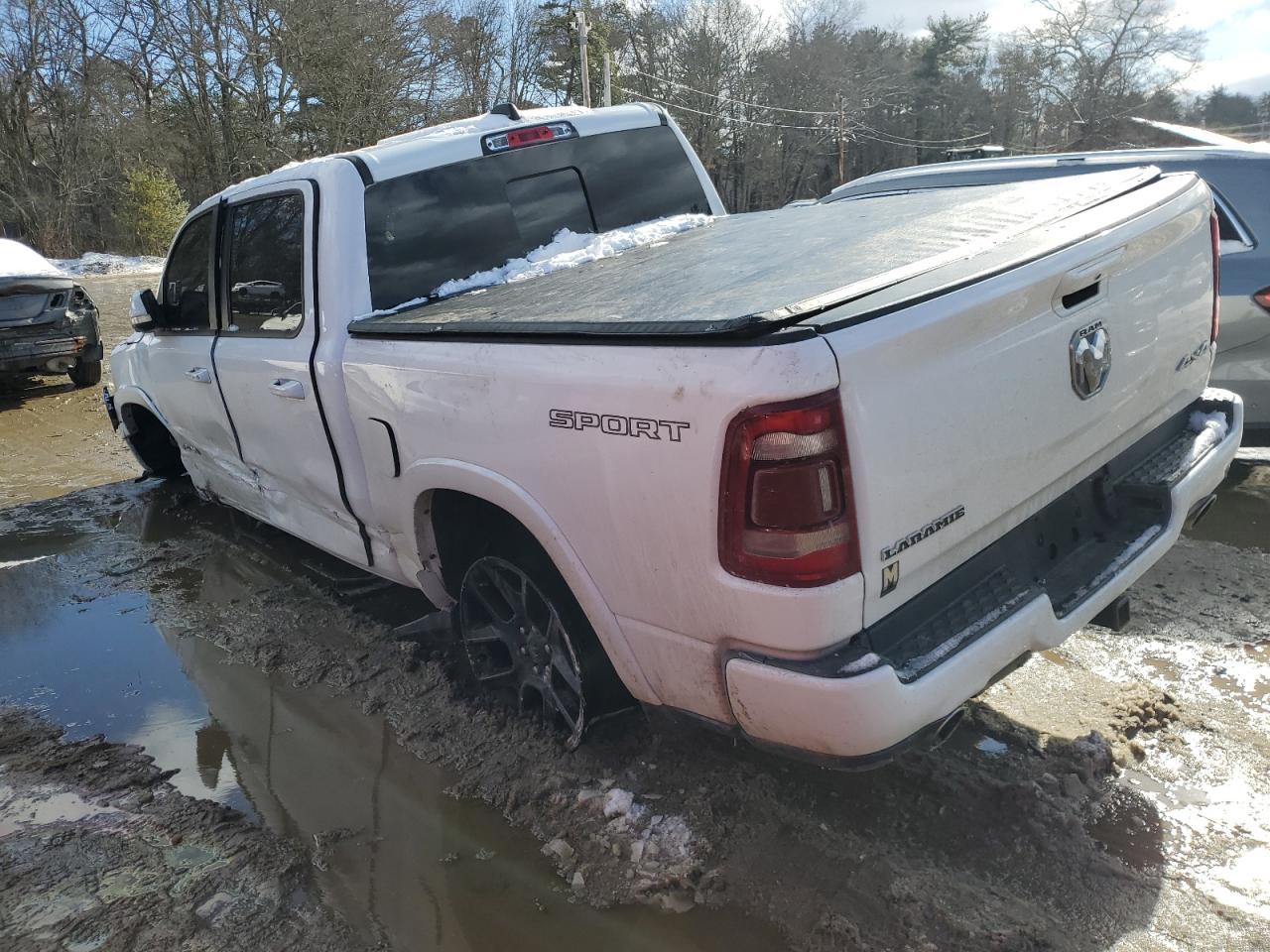 2020 RAM 1500 VIN 1C6SRFJT8LN350503 Copart auction photo, side / front end damage thumbnail 2