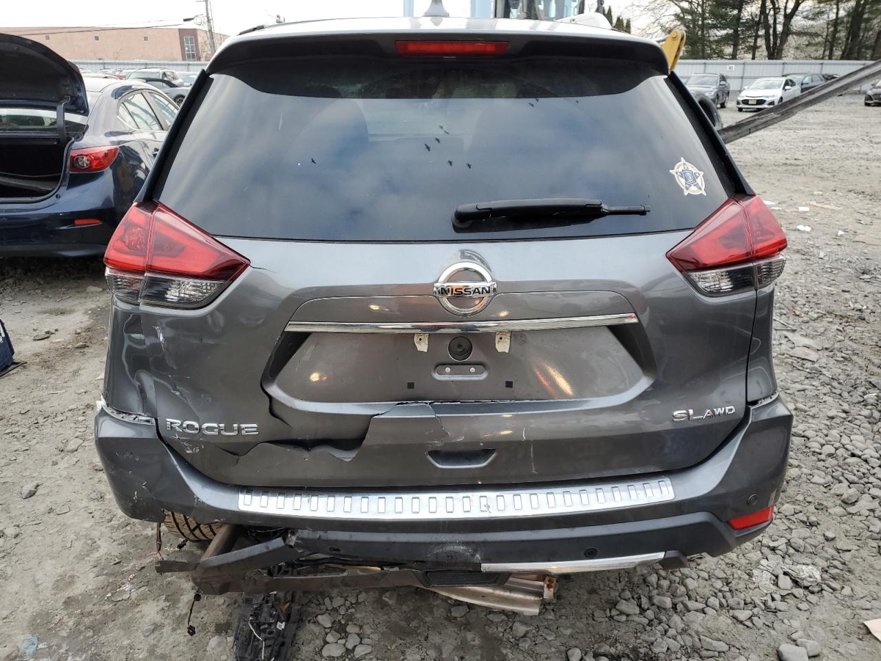 2019 Nissan Rogue VIN 5N1AT2MV3KC754679 Copart auction photo, rear end / minor dent/scratches damage thumbnail 6
