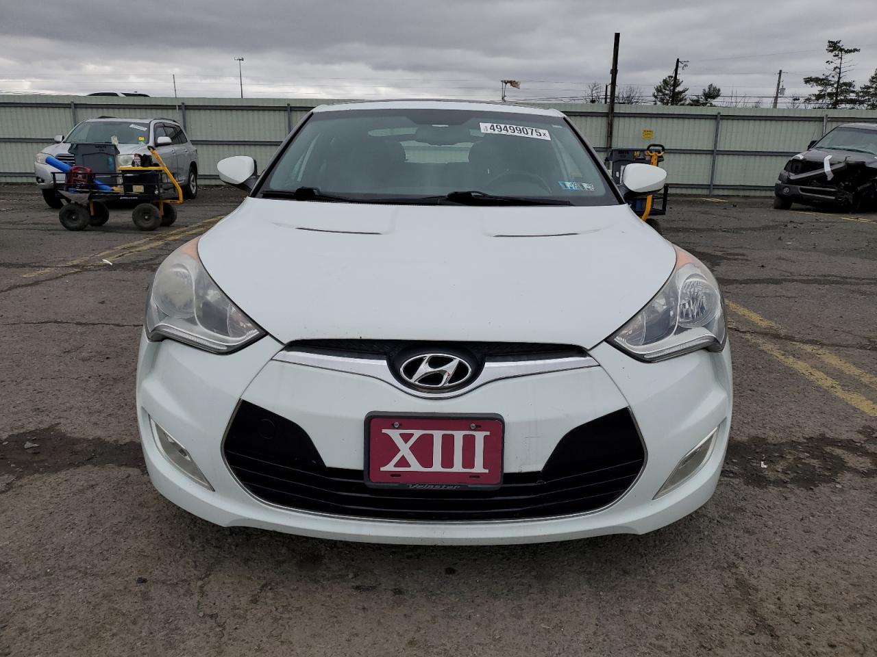 2015 Hyundai Veloster VIN KMHTC6AD4FU221204 Copart auction photo, vandalism damage thumbnail 5