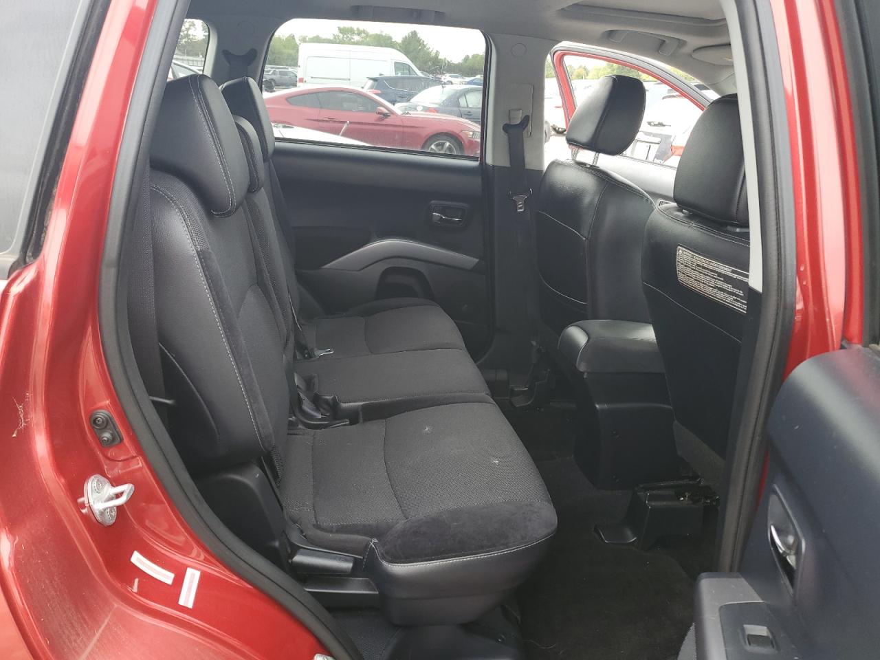 2010 Mitsubishi Outlander VIN JA4JT3AWXAZ010638 Copart auction photo, side damage thumbnail 11