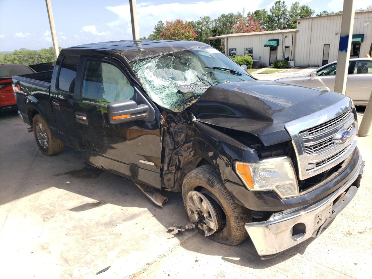 2013 Ford F-150 VIN 1FTFW1CT5DKF29331 Copart auction photo, front end damage thumbnail 4
