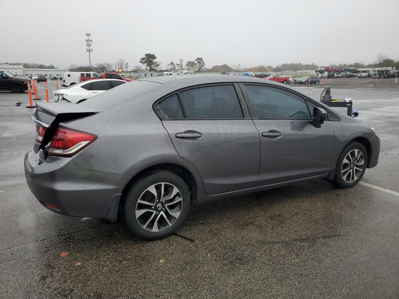 2014 Honda Civic VIN 19XFB2F82EE080798 Copart auction photo, rear end / minor dent/scratches damage thumbnail 3