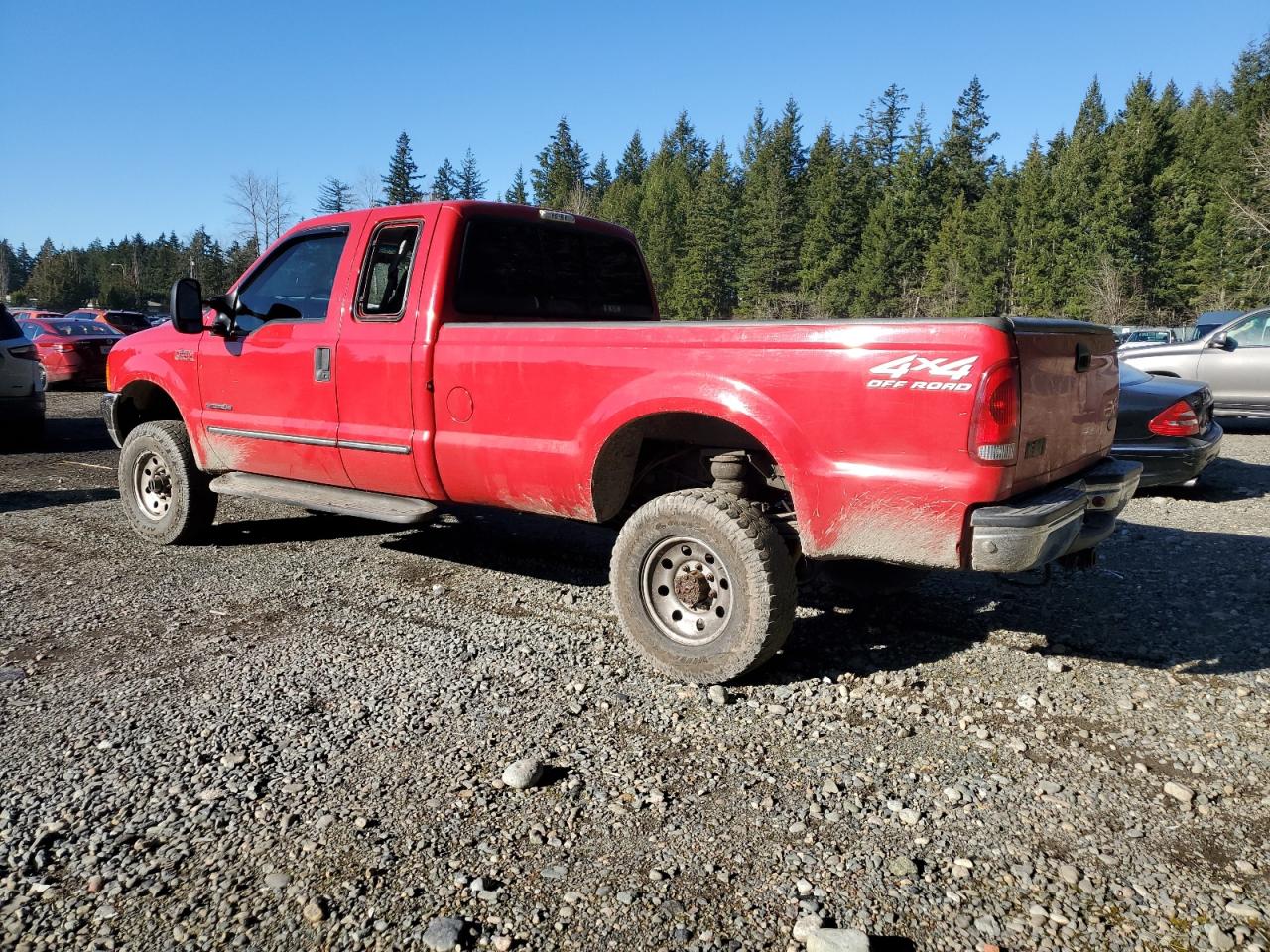 2000 Ford F350 VIN 1FTSX31F0YEB82614 Copart auction photo, vandalism damage thumbnail 2