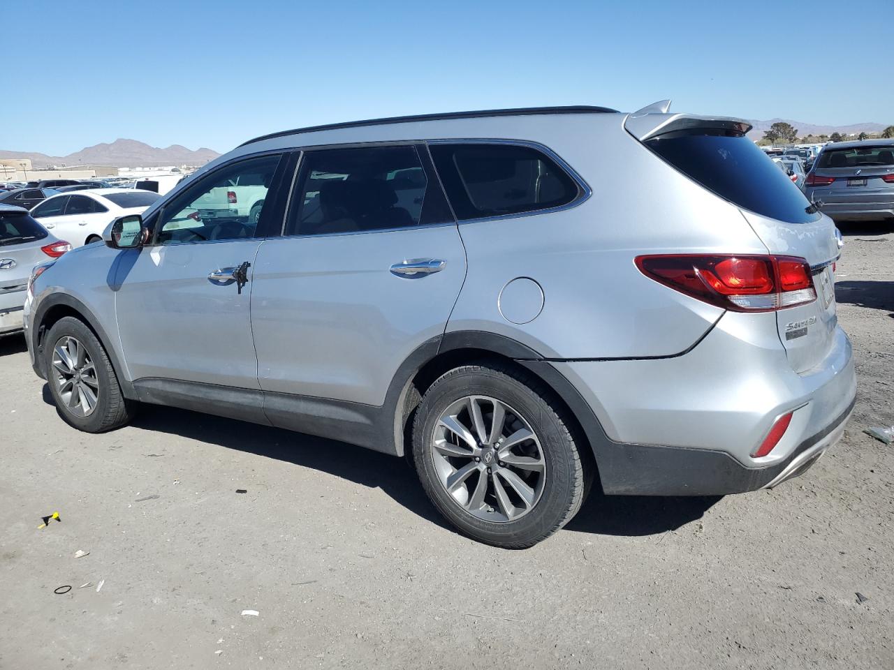 2017 Hyundai Santa Fe VIN KM8SMDHF8HU230432 Copart auction photo, vandalism / front end damage thumbnail 2