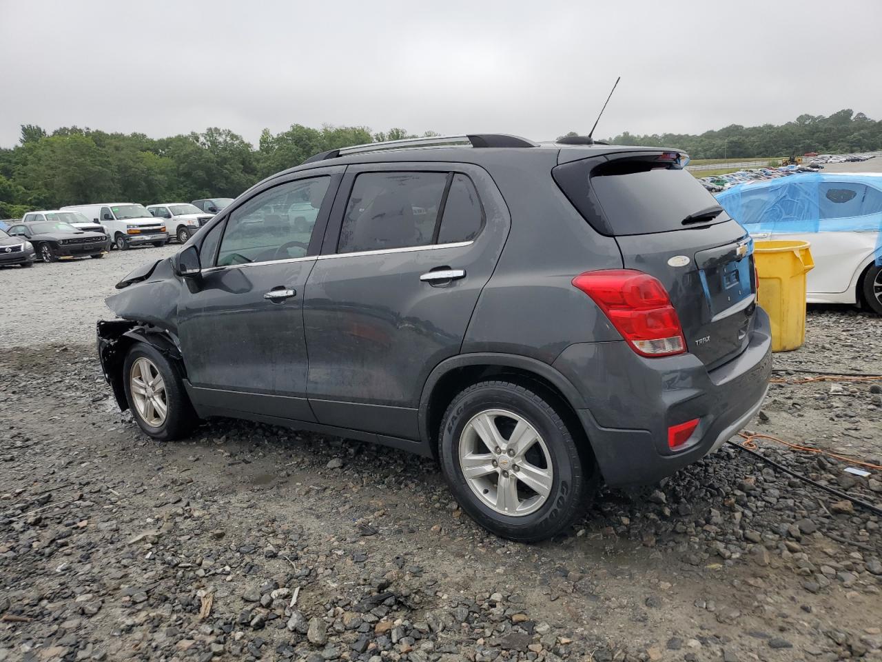 2017 Chevrolet Trax VIN 3GNCJLSB0HL212882 Copart auction photo, front end / rear end damage thumbnail 2