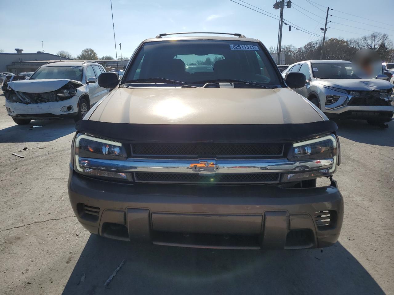 2002 Chevrolet TrailBlazer VIN 1GNDT13S422319038 Copart auction photo, all over damage thumbnail 5