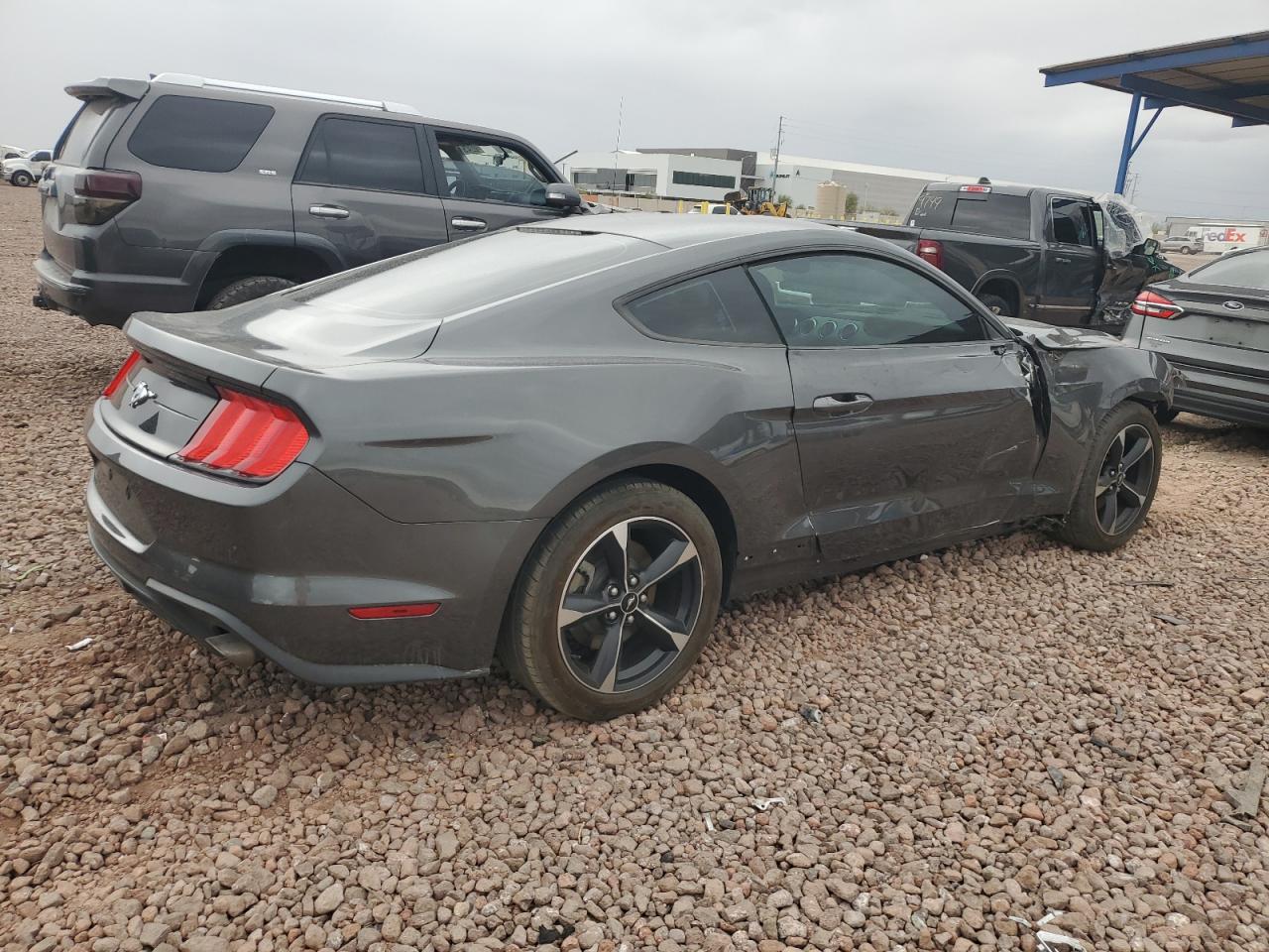 2018 Ford Mustang VIN 1FA6P8THXJ5163805 Copart auction photo, front end / side damage thumbnail 3