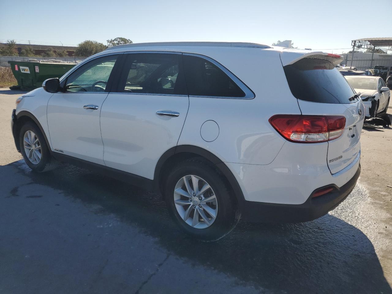 2017 KIA Sorento VIN 5XYPGDA50HG232017 Copart auction photo, front end damage thumbnail 2