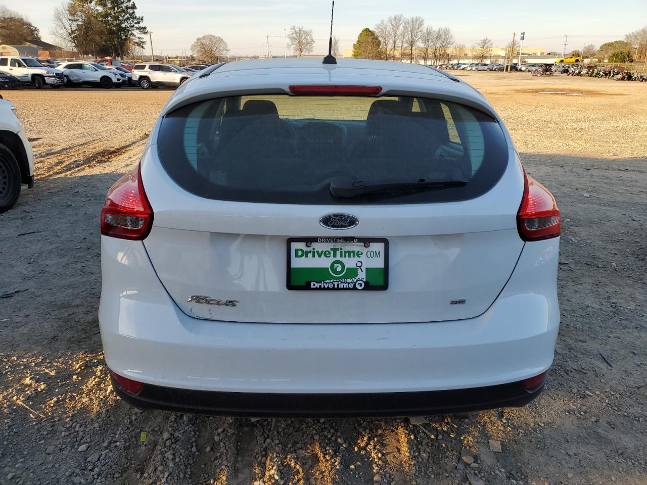 2017 Ford Focus VIN 1FADP3K26HL281671 Copart auction photo, front end damage thumbnail 6