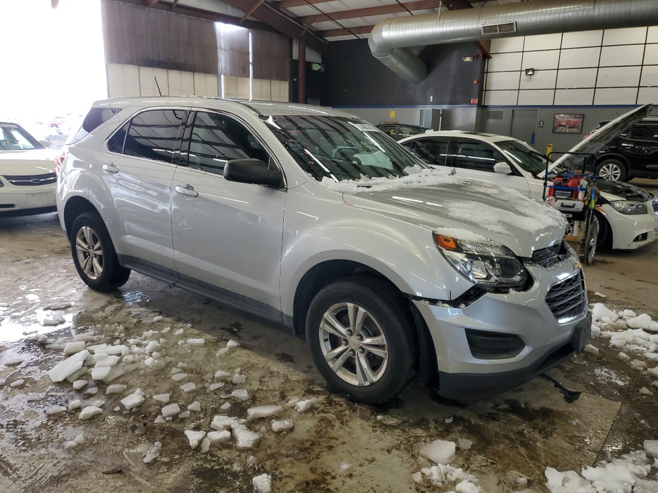 2016 Chevrolet Equinox VIN 2GNFLEEK0G6235399 Copart auction photo, front end / side damage thumbnail 4