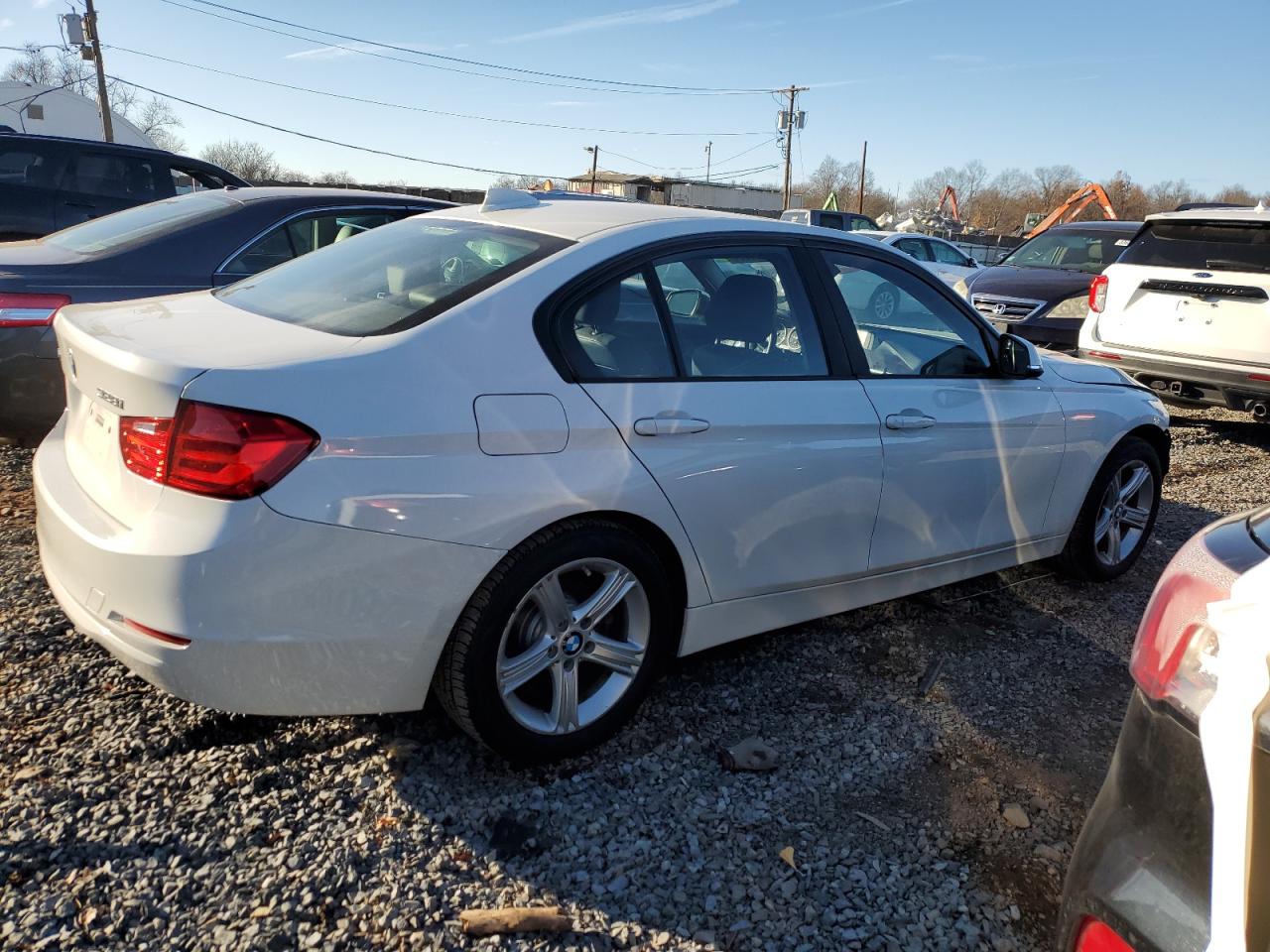 2014 BMW 3er VIN WBA3B5G57ENS08860 Copart auction photo, front end damage thumbnail 3