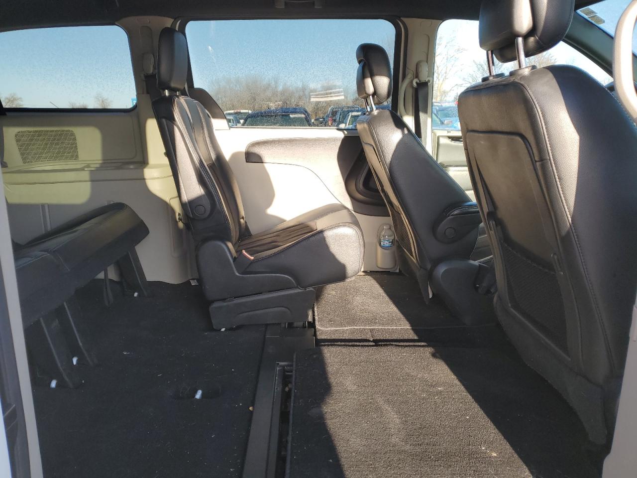 2019 Dodge Caravan VIN 2C4RDGCG1KR691979 Copart auction photo, front end damage thumbnail 11