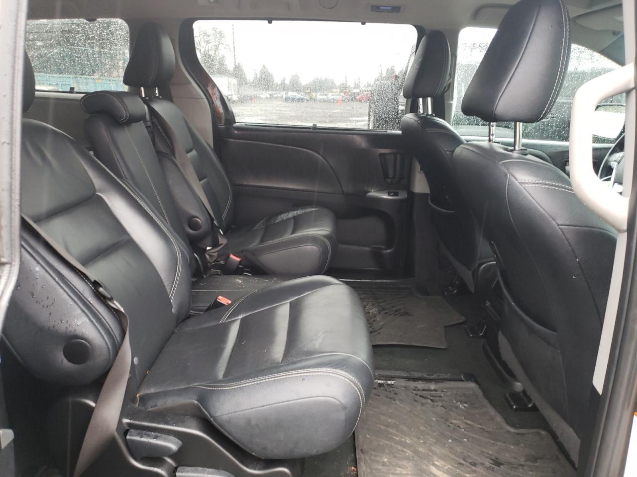 2017 Toyota Sienna VIN 5TDXZ3DC3HS791515 Copart auction photo, front end damage thumbnail 11
