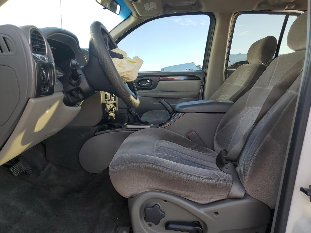2003 GMC Envoy VIN 1GKDT13S232405530 Copart auction photo, front end damage thumbnail 7