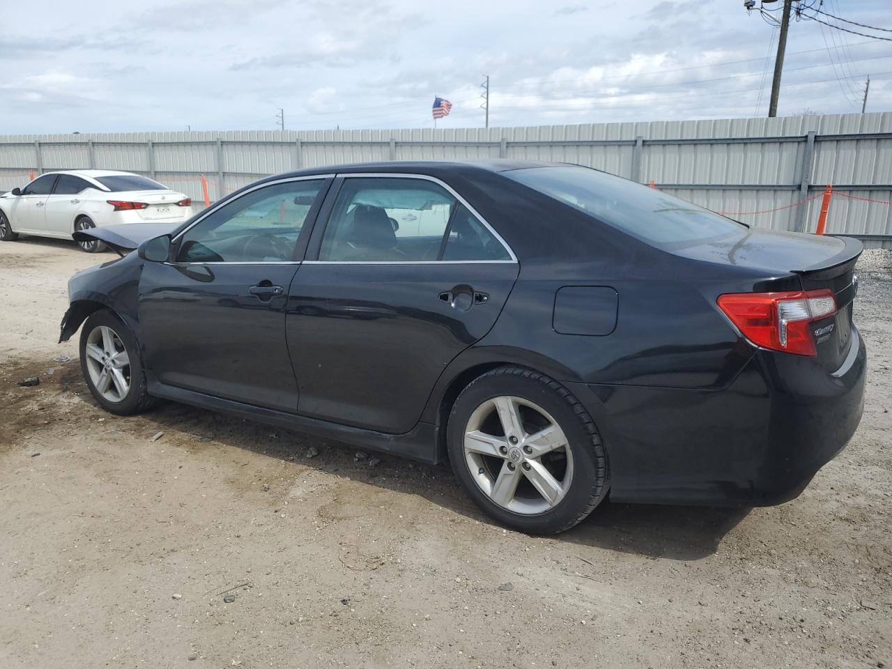 2012 Toyota Camry VIN 4T1BF1FK6CU589182 Copart auction photo, front end damage thumbnail 2