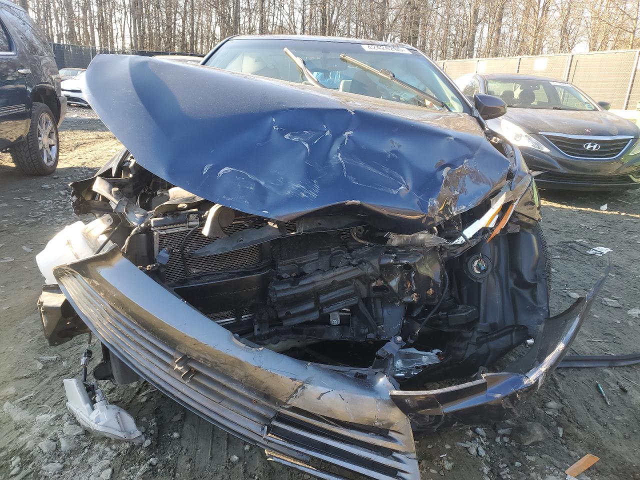 2017 Toyota Camry VIN 4T1BF1FK8HU709975 Copart auction photo, front end damage thumbnail 5