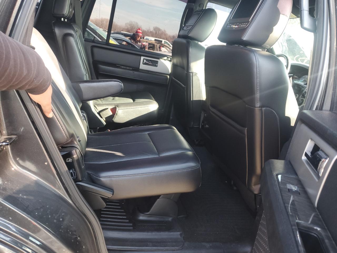 2016 Ford Expedition VIN 1FMJU2AT2GEF29326 Copart auction photo, all over damage thumbnail 11