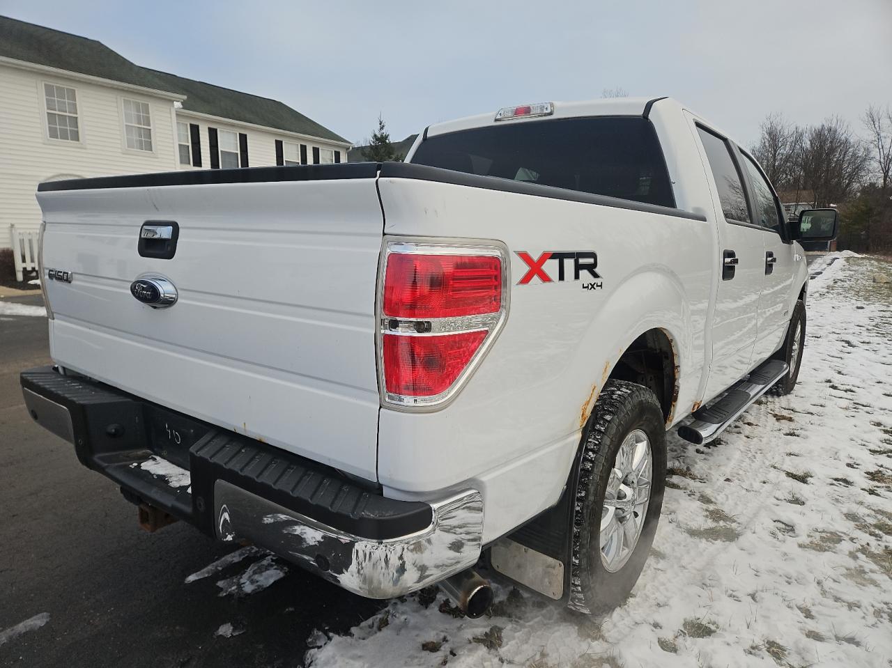 2014 Ford F-150 VIN 1FTFW1ET9EKF12689 Copart auction photo, normal wear / minor dent/scratches damage thumbnail 4