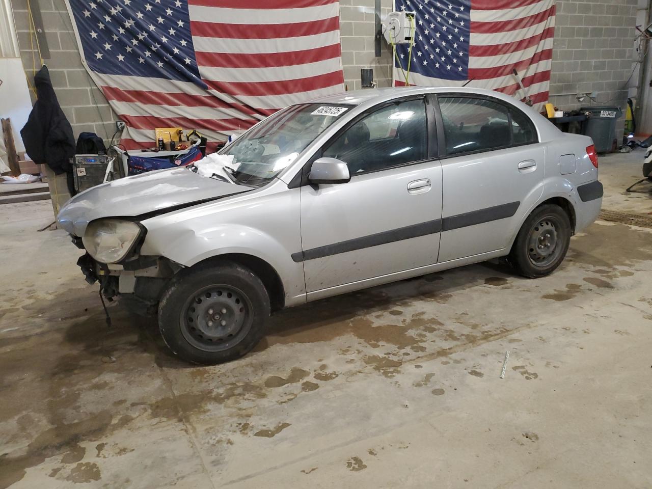 2008 KIA Rio VIN KNADE123886386205