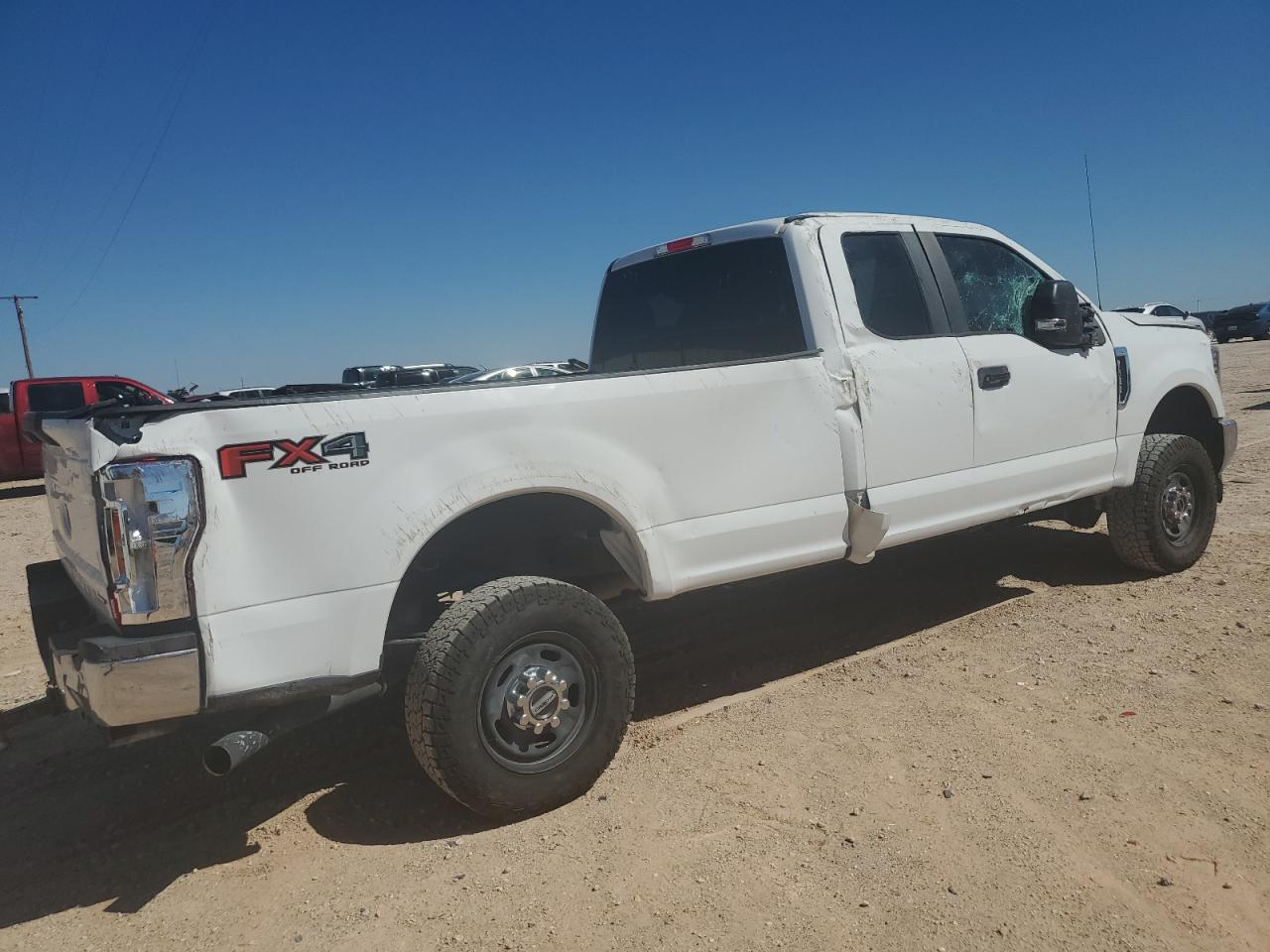 2017 Ford F250 VIN 1FT7X2B68HED31222 Copart auction photo, front end / side damage thumbnail 3