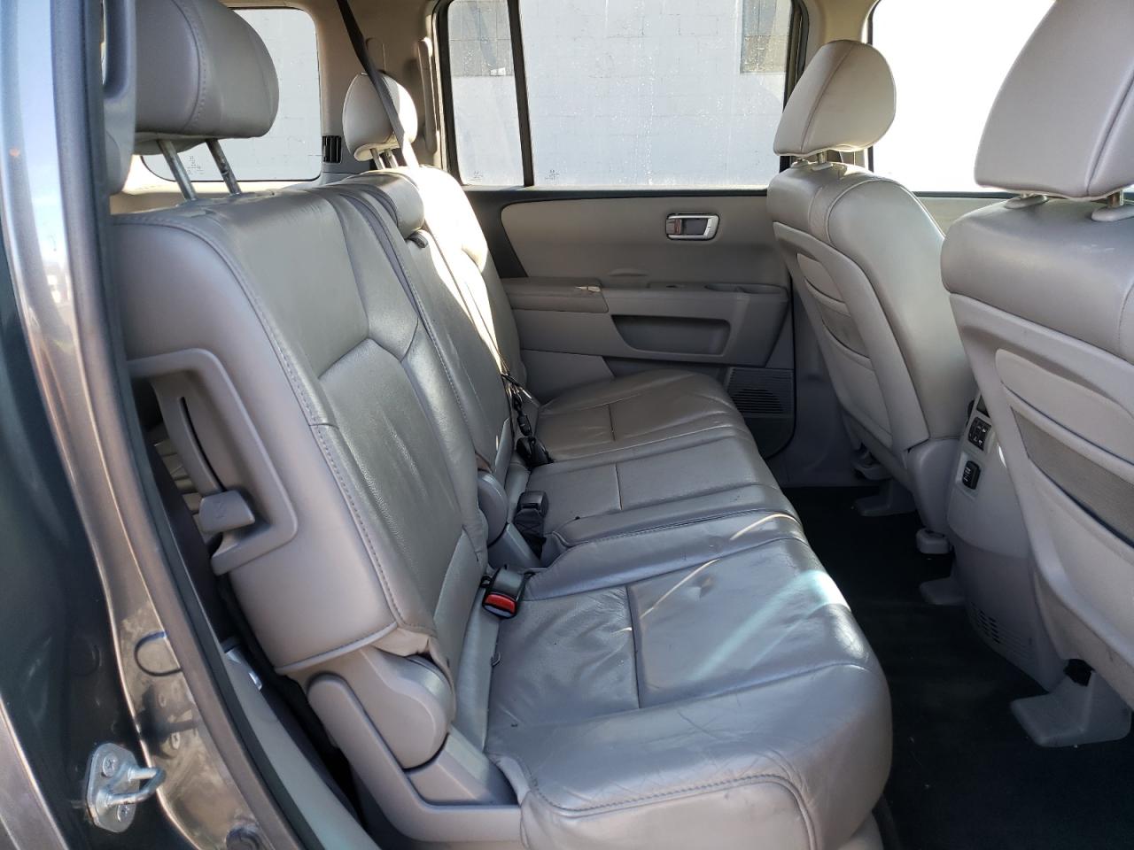 2011 Honda Pilot VIN 5FNYF4H5XBB033245 Copart auction photo, front end / side damage thumbnail 11
