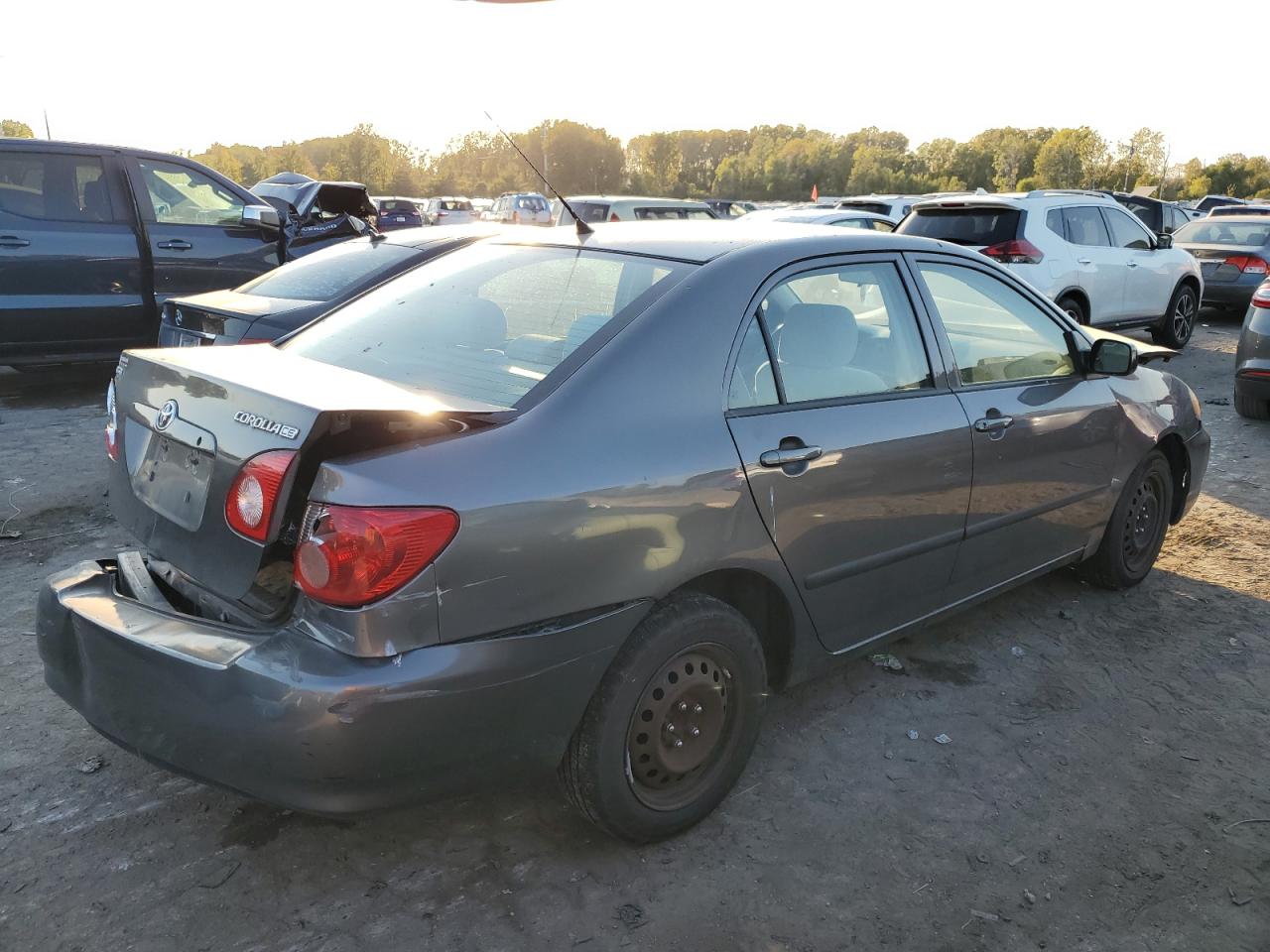 2008 Toyota Corolla VIN 1NXBR32E98Z974424 Copart auction photo, front end / rear end damage thumbnail 3