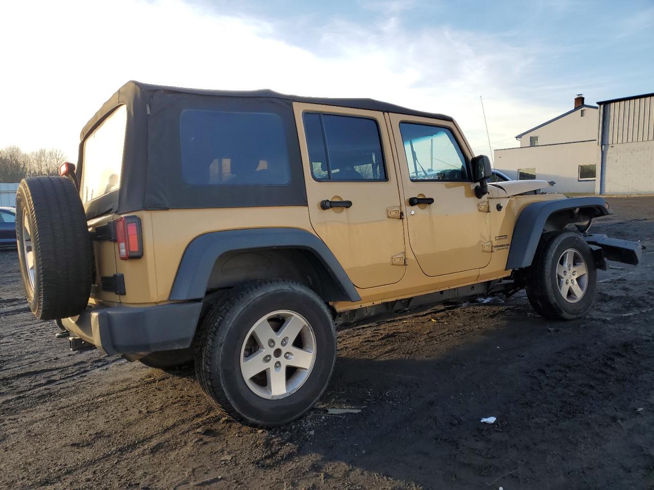 2013 Jeep Wrangler VIN 1C4BJWDG5DL702352 Copart auction photo, front end / undercarriage damage thumbnail 3