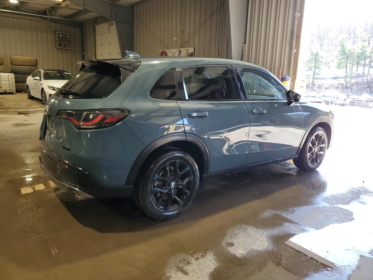 2025 Honda HR-V VIN 3CZRZ2H54SM747653 Copart auction photo, rear end / front end damage thumbnail 3