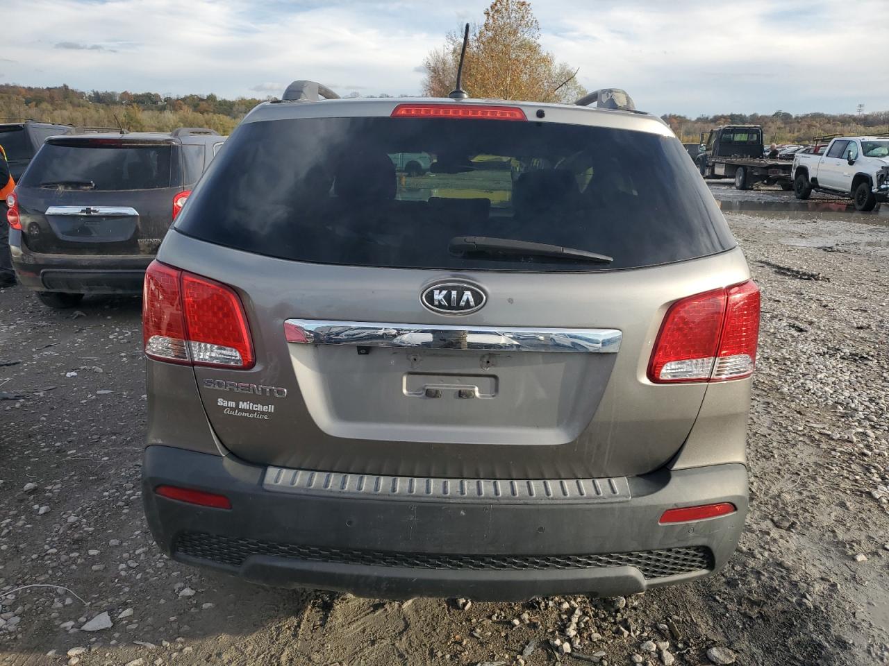 2013 KIA Sorento VIN 5XYKT3A60DG320214 Copart auction photo, side damage thumbnail 6