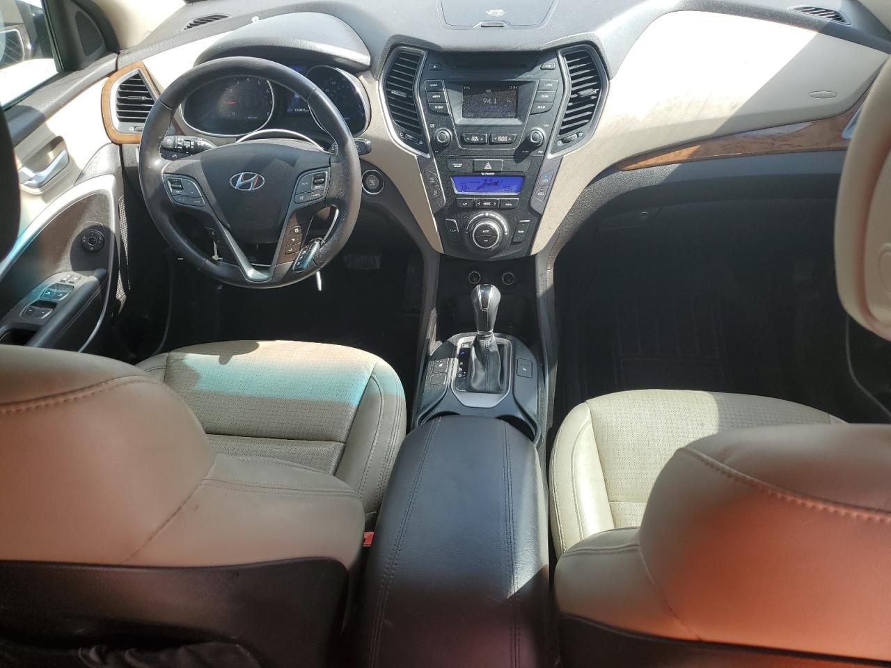 2016 Hyundai Santa Fe VIN 5XYZU3LB7GG354967 Copart auction photo, front end damage thumbnail 8