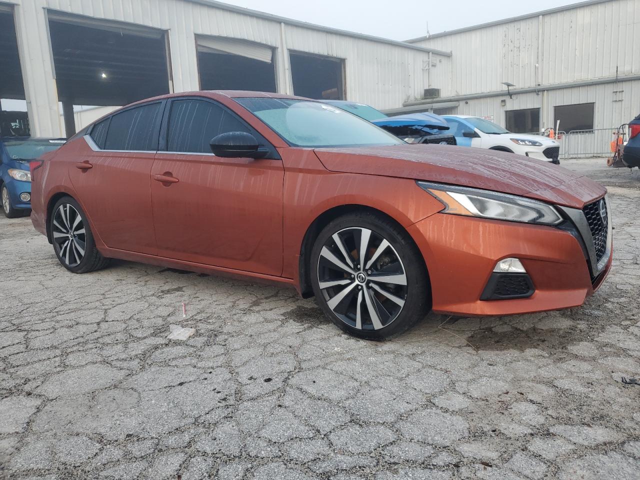 2021 Nissan Altima VIN 1N4BL4CV1MN421139 Copart auction photo, water/flood damage thumbnail 4