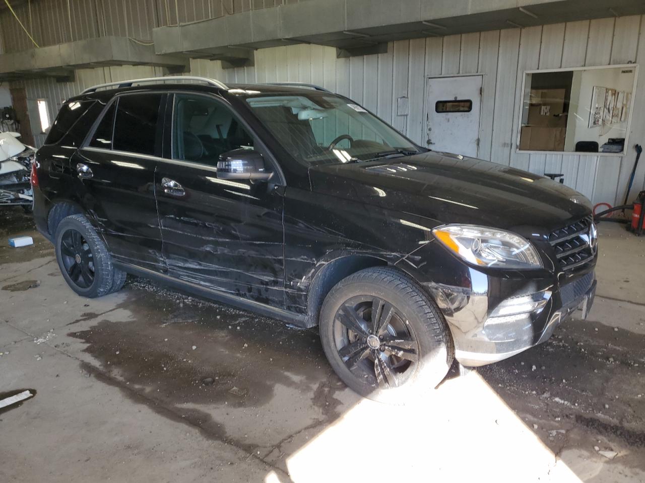 2013 Mercedes-Benz M-klasse VIN 4JGDA5HB0DA117459 Copart auction photo, side damage thumbnail 4