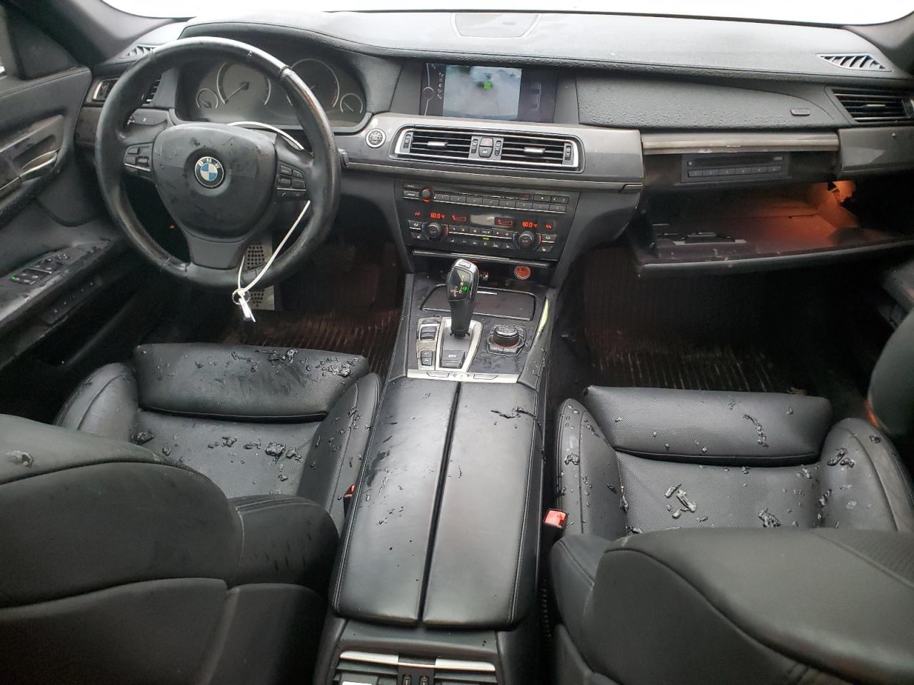 2010 BMW 7er VIN WBAKB8C5XACY64334 Copart auction photo, burn - interior damage thumbnail 8