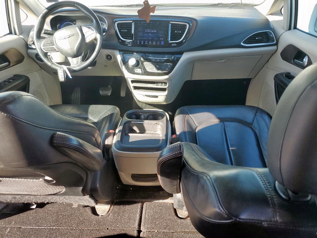 2017 Chrysler Pacifica VIN 2C4RC1BG1HR564532 Copart auction photo, front end damage thumbnail 8