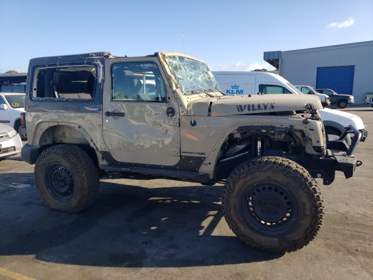 2018 Jeep Wrangler VIN 1C4AJWAG3JL870566 Copart auction photo, all over damage thumbnail 4