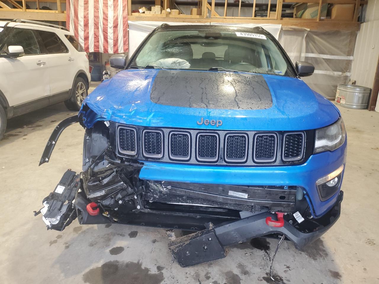 2018 Jeep Compass VIN 3C4NJDDB8JT230217 Copart auction photo, front end damage thumbnail 5