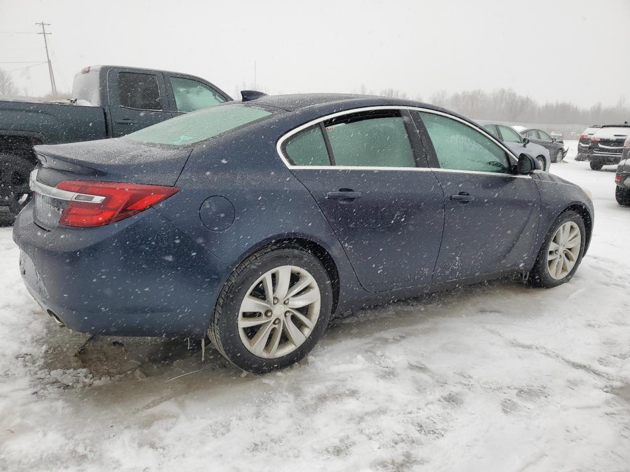 2015 Buick Regal VIN 2G4GK5EX6F9231300 Copart auction photo, front end damage thumbnail 3