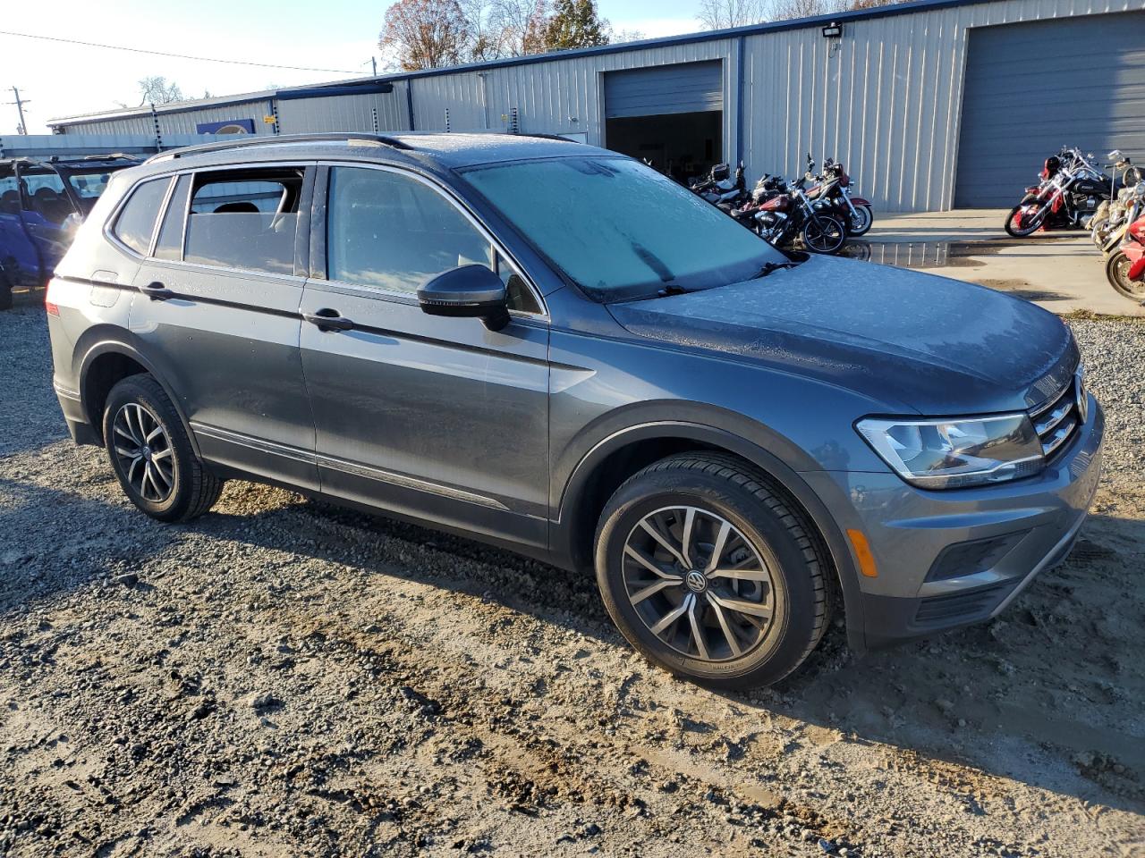 2021 Volkswagen Tiguan VIN 3VV3B7AX7MM001405 Copart auction photo, rear end damage thumbnail 4