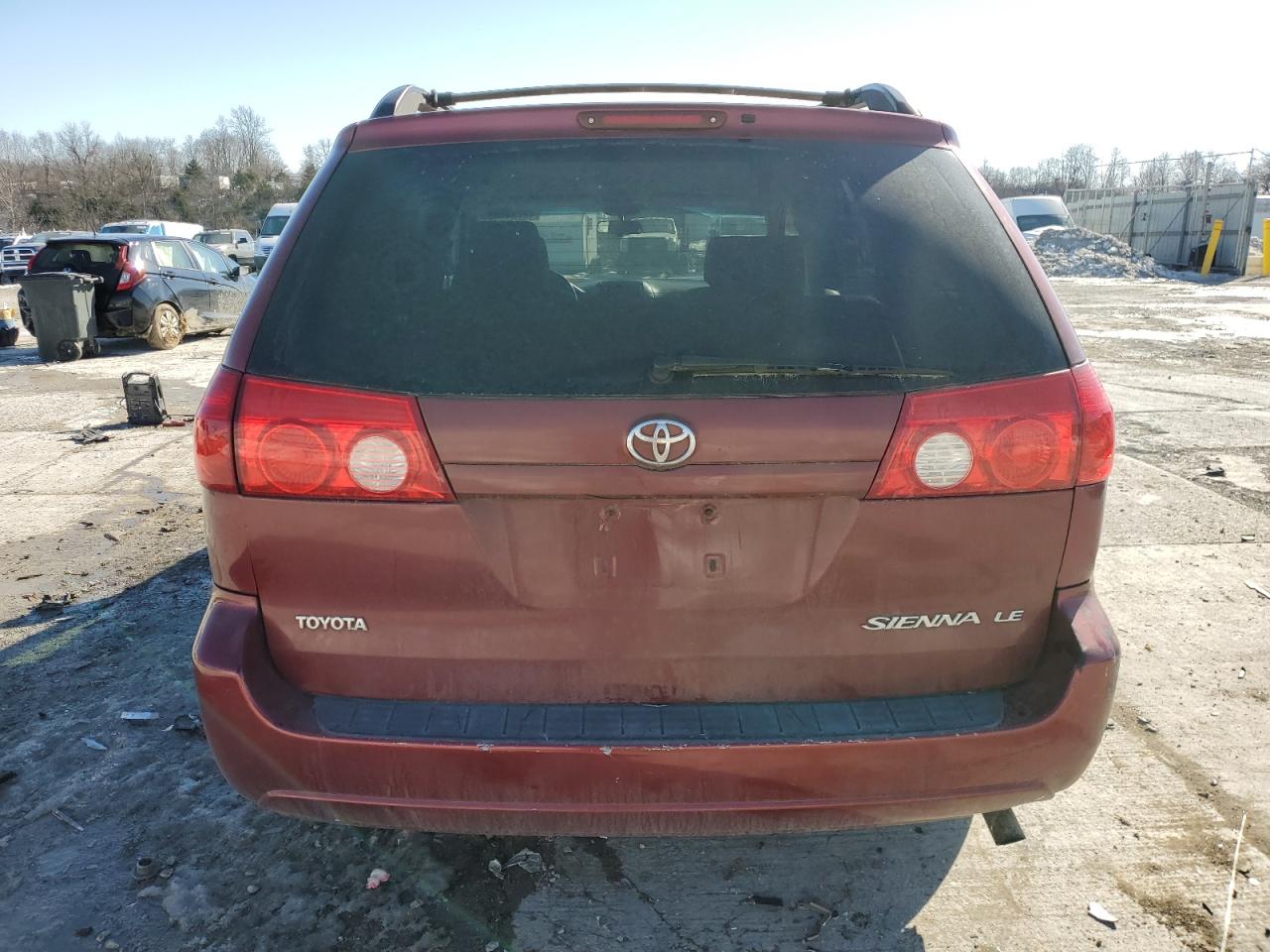 2007 Toyota Sienna VIN 5TDBK23C47S008498 Copart auction photo, front end / undercarriage damage thumbnail 6