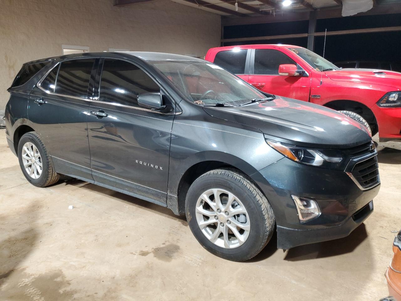 2019 Chevrolet Equinox VIN 2GNAXKEV4K6159069 Copart auction photo, rear end damage thumbnail 4